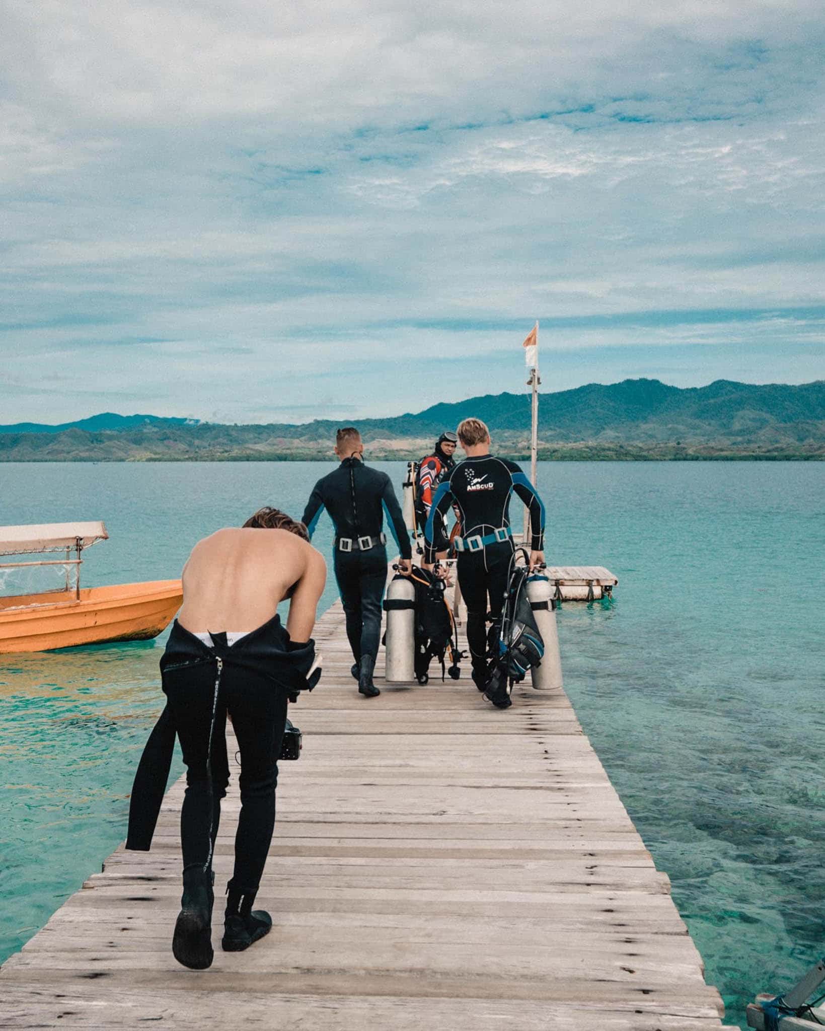 We want inspire people with beautiful photos and videos