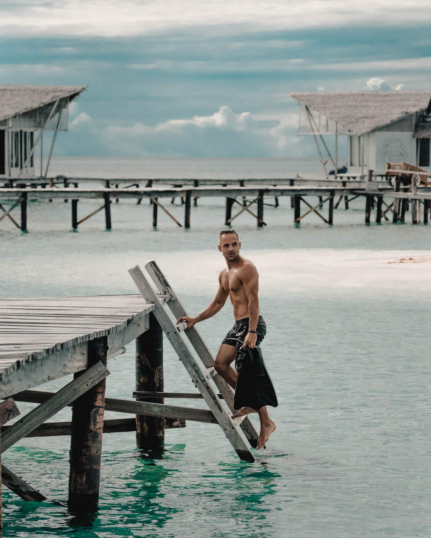 We want inspire people with beautiful photos and videos
