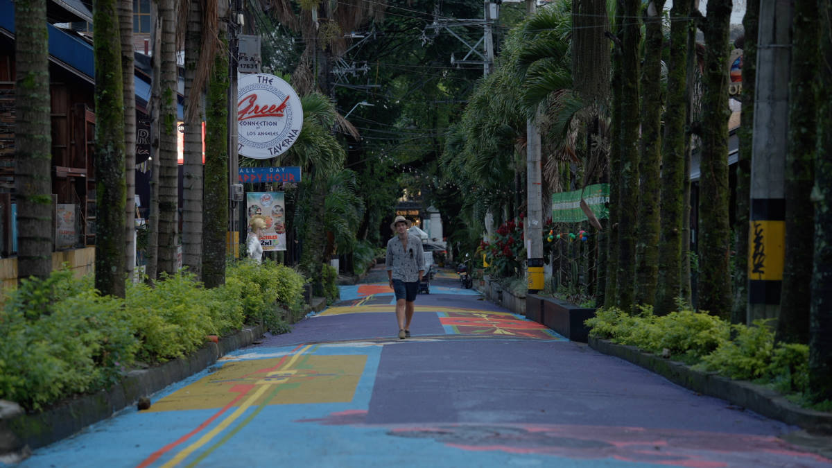 Kenny Flowers Medellin Street